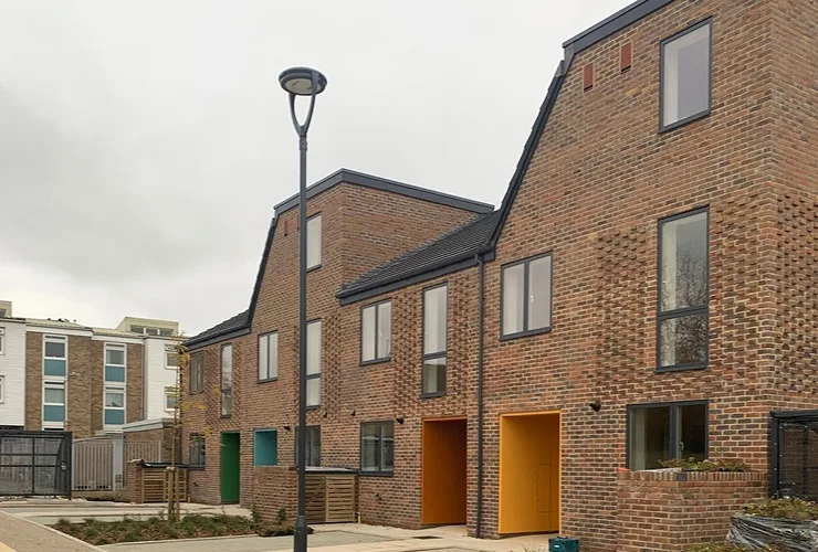 Street view of Edgecombe Road